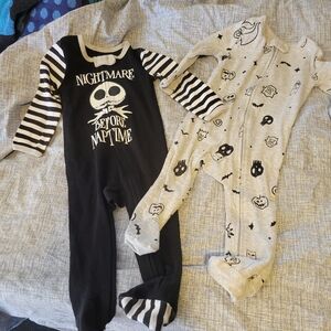 2 x PACK footed onsies nightmare before Christmas 6-9mths